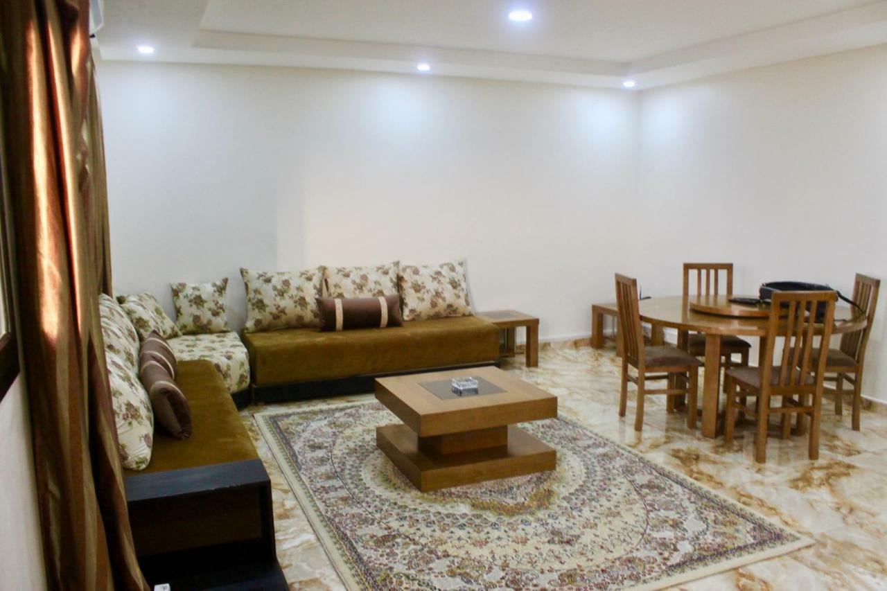 נואקשוט Casahouse Apparts מראה חיצוני תמונה